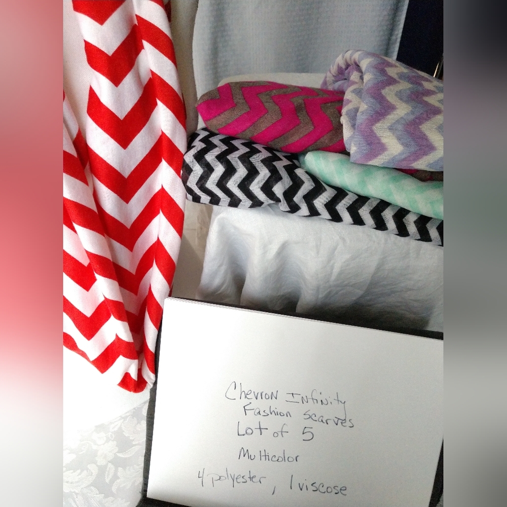 Chevron Fashion Infinity Scarves Lot of 5 Multicolor